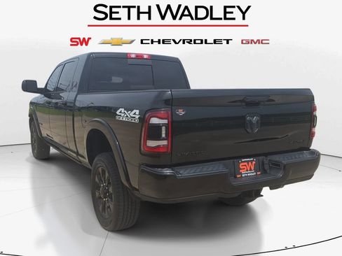 Used 2020 RAM 2500 Limited w/ Black Appearance Package AWD/4WD image 5