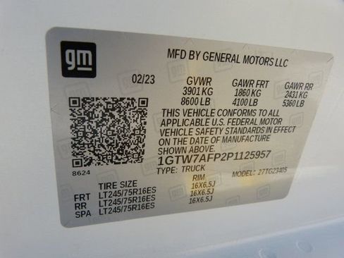 Used 2023 GMC Savana 2500 4.3L V6 GAS*2500*135 WB*FACTO w/ Driver Convenience Package image 38