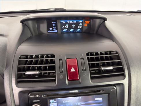 Used 2014 Subaru Forester 2.5i Limited w/ Popular Package #1 AWD/4WD image 19