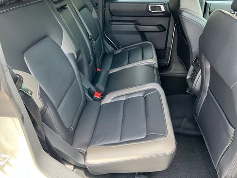 New 2026 Ford Bronco Outer Banks AWD/4WD image 17