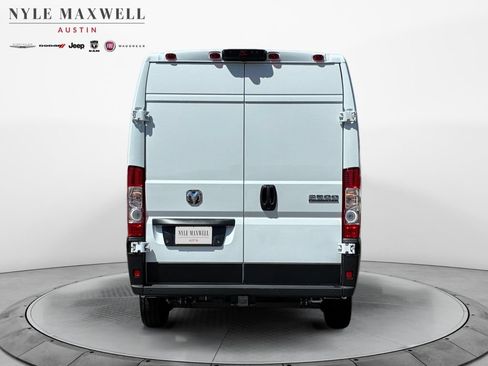 New 2027 RAM ProMaster 2500 w/ Convenience Group FWD image 16