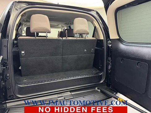 Used 2022 Lexus GX 460 Premium image 18