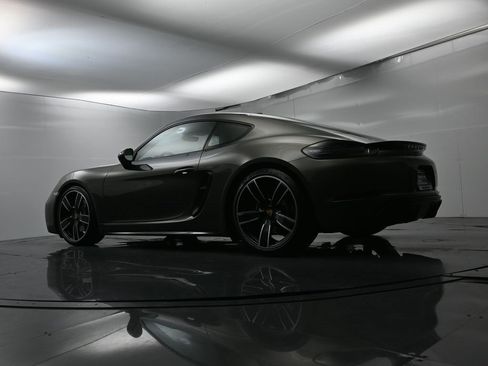 Used 2024 Porsche 718 Cayman GT4 image 46