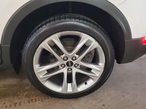Used 2017 Lincoln MKC Reserve w/ Technology Package image 5