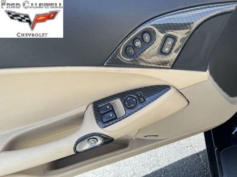 Used 2005 Chevrolet Corvette Convertible w/ Preferred Equipment Group RWD image 26