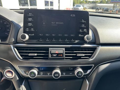 Used 2019 Honda Accord LX image 14