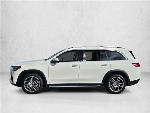 New 2026 Mercedes-Benz GLS 450 4MATIC image 5