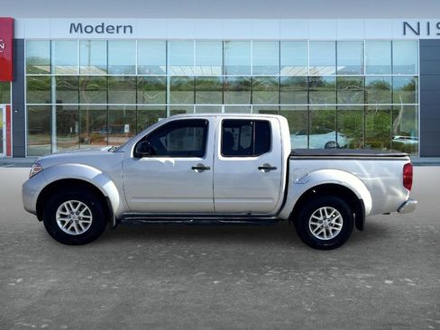 Used 2019 Nissan Frontier SV w/ Value Truck Package image 8