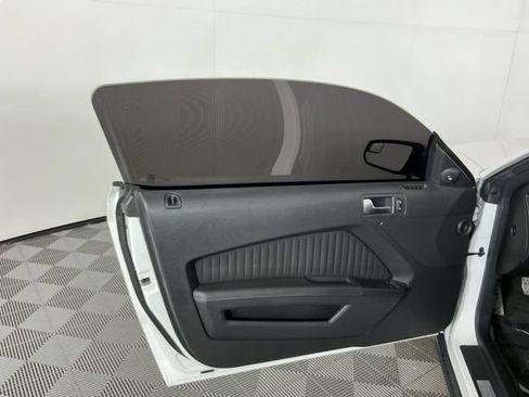 Used 2012 Ford Mustang Boss 302 w/ Boss 302 Accessory Pkg RWD image 11