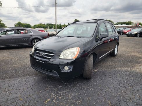 Used 2008 Kia Rondo EX w/ Premium Pkg image 11