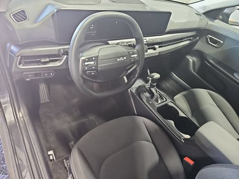 Used 2025 Kia K4 FWD image 15