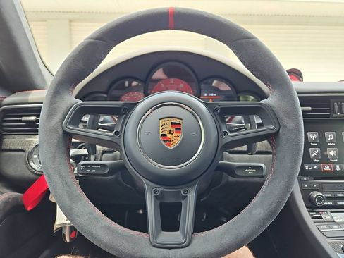Certified 2019 Porsche 911 GT2 RS RWD image 27
