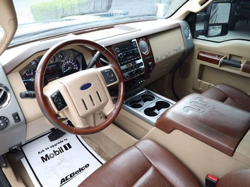 Used 2011 Ford F350 King Ranch w/ FX4 Off Road Pkg AWD/4WD image 12