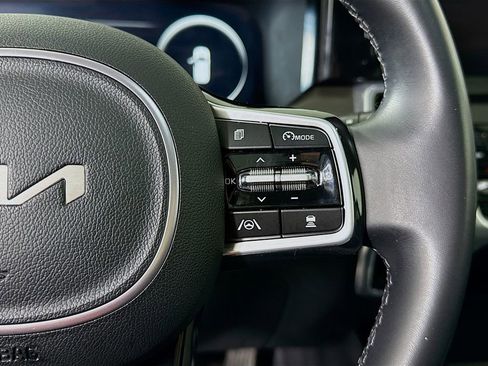 Certified 2023 Kia Sorento SX AWD/4WD image 24
