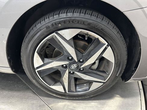 Certified 2023 Hyundai Elantra SEL w/ Convenience Package FWD image 12