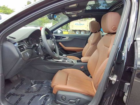 Used 2023 Audi A4 2.0T Premium w/ Convenience Package AWD/4WD image 17