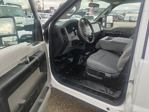 Used 2015 Ford F250 XL w/ XL Appearance Package image 7