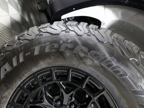 Used 2025 Ford F150 Raptor w/ Equipment Group 803A Raptor R image 53