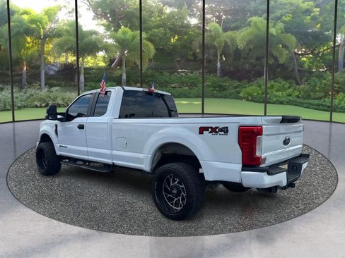 Used 2018 Ford F250 XL w/ Power Equipment Group AWD/4WD image 7