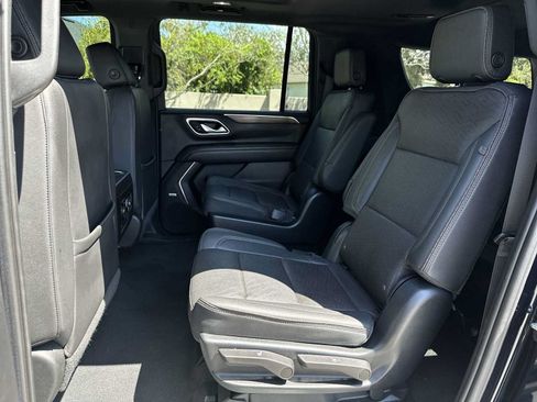 Certified 2023 Chevrolet Suburban High Country w/ Max Trailering Package RWD image 17