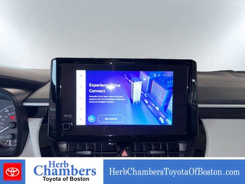 Used 2025 Toyota Corolla LE FWD image 15