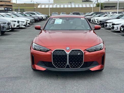 Used 2023 BMW i4 eDrive40 w/ Premium Package RWD image 8