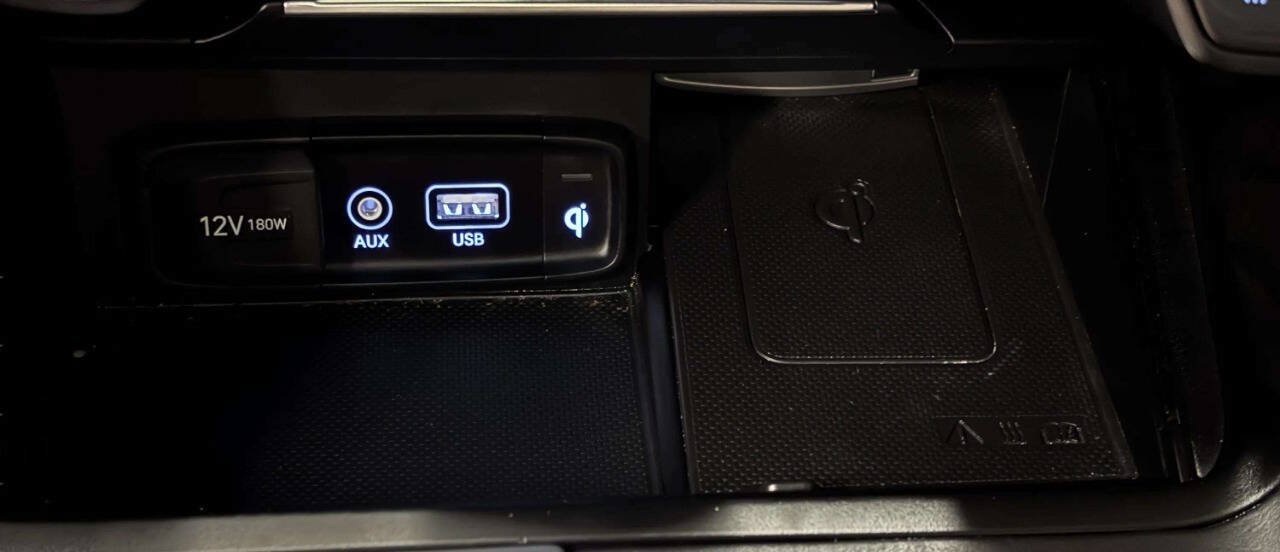 Used 2021 Genesis G70 3.3T AWD/4WD image 33
