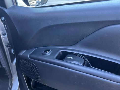 Used 2019 RAM ProMaster City SLT w/ Popular Equipment Group image 17