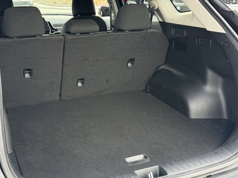 Used 2025 Kia Sportage LX image 26
