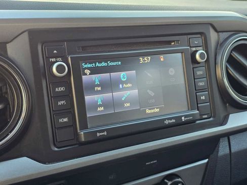 Used 2019 Toyota Tacoma SR5 image 27