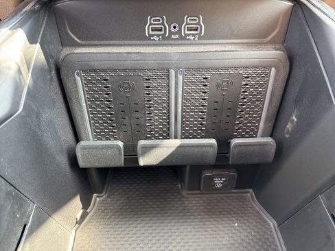 New 2025 RAM 2500 Laramie AWD/4WD image 47