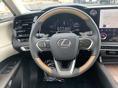 Used 2025 Lexus RX 350 Premium Plus image 18