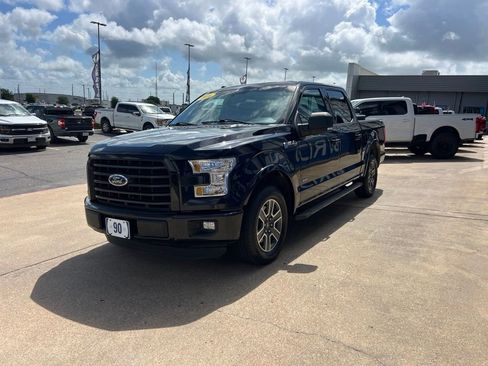 Used 2016 Ford F150 XLT w/ Equipment Group 301A Mid RWD image 5