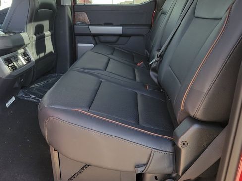 New 2026 Ford F250 Lariat w/ Black Appearance Package image 7