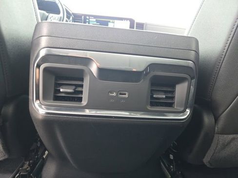 Used 2022 Chevrolet Silverado 1500 LTZ AWD/4WD image 42