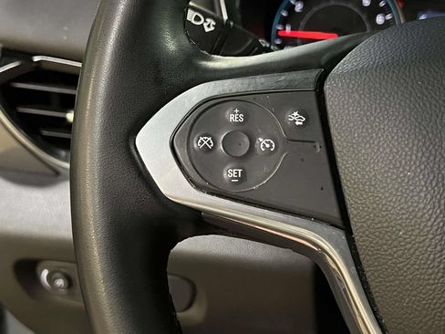 Used 2023 Chevrolet Traverse LT FWD image 26