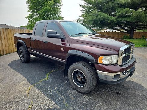 Used 2005 Dodge Ram 2500 Truck SLT w/ Quad Cab Big Horn Value Group image 2