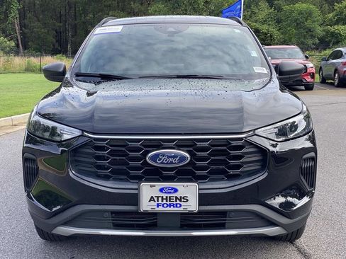 Certified 2025 Ford Escape ST-Line AWD/4WD image 11