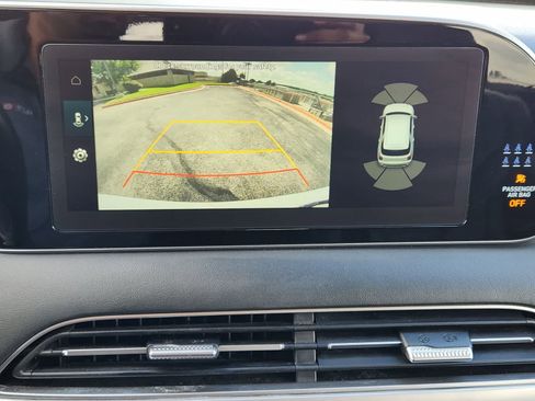 Used 2022 Hyundai Palisade SEL w/ 8P Bench Seat Package FWD image 17