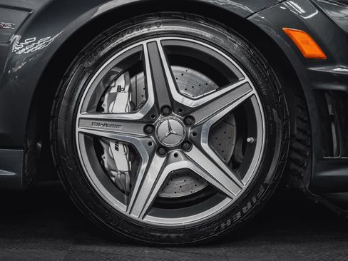 Used 2010 Mercedes-Benz C 63 AMG Sedan image 17