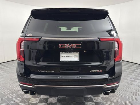 New 2026 GMC Yukon AT4 Ultimate w/ LPO, Floor Liner Package AWD/4WD image 5