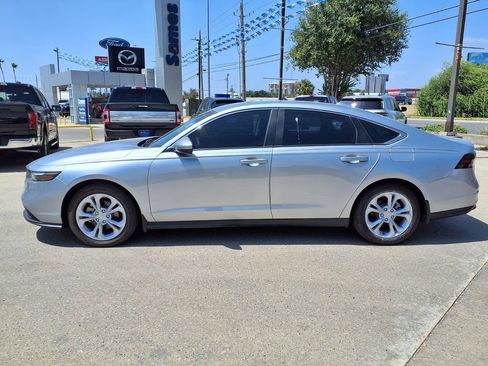 Used 2025 Honda Accord LX image 5