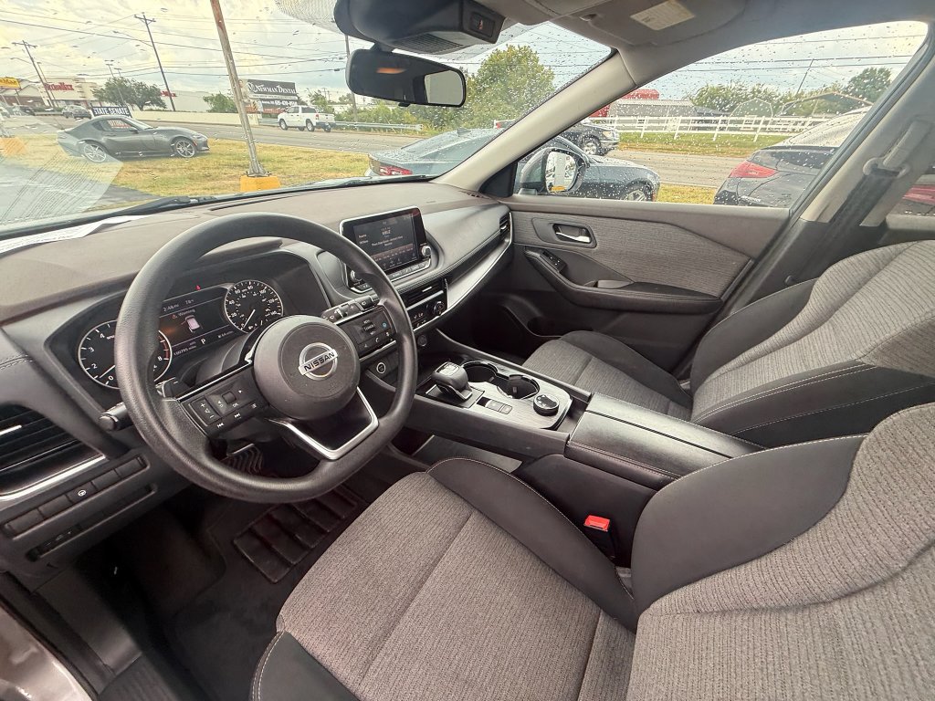 Used 2021 Nissan Rogue SV AWD/4WD image 14
