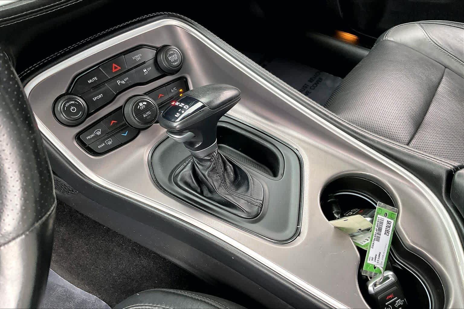 Certified 2022 Dodge Challenger SXT w/ Plus Package RWD image 13