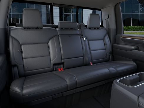 New 2026 GMC Sierra 2500 SLT AWD/4WD image 17