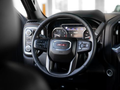 Used 2019 GMC Sierra 1500 AT4 w/ AT4 Premium Package AWD/4WD image 14