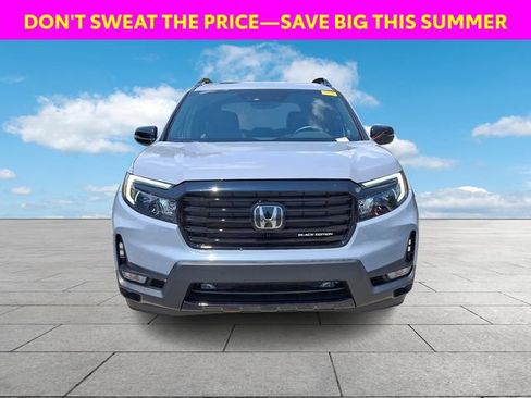 Used 2025 Honda Passport Black Edition image 3