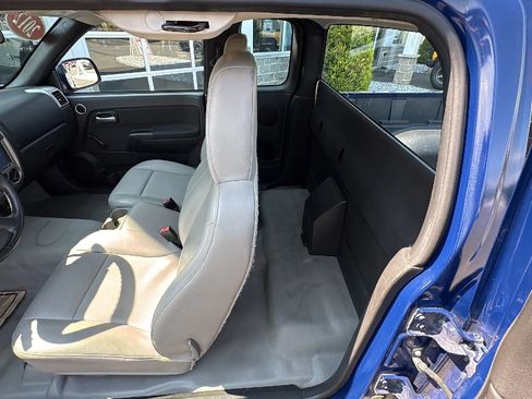 Used 2012 Chevrolet Colorado W/T RWD image 20