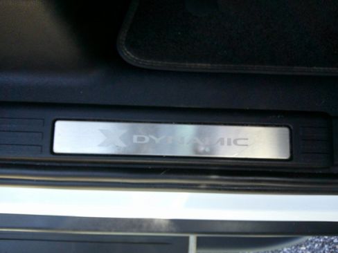Used 2023 Land Rover Defender 130 X-Dynamic SE AWD/4WD image 69