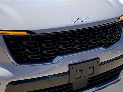 Used 2025 Kia Sorento S w/ Panoramic Sunroof Package FWD image 29